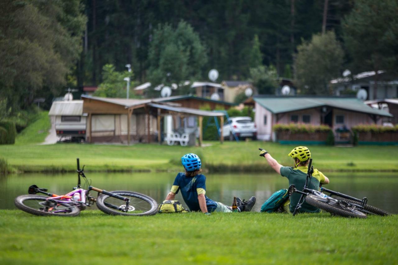 Chaletpark Petzen Hotel Feistritz ob Bleiburg Luaran gambar